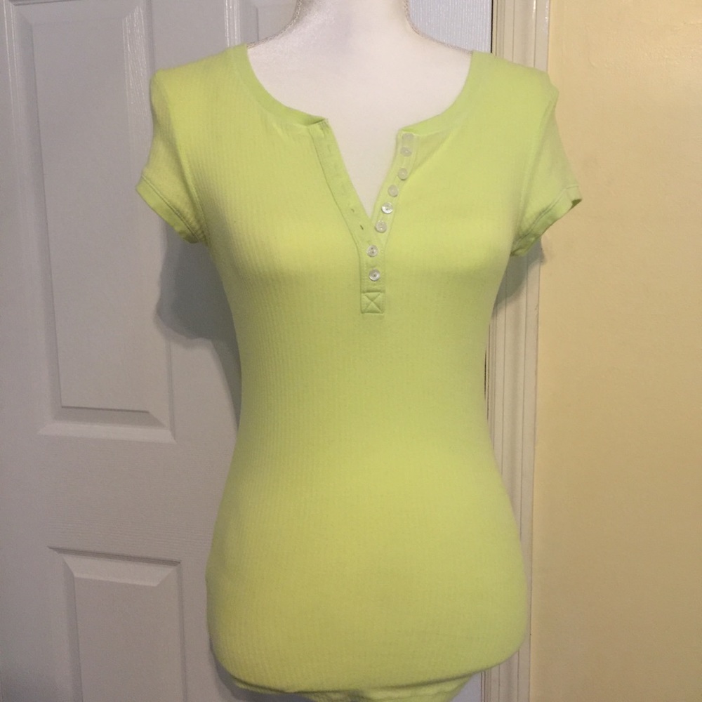 Women Aeropostale stretch shirt size L